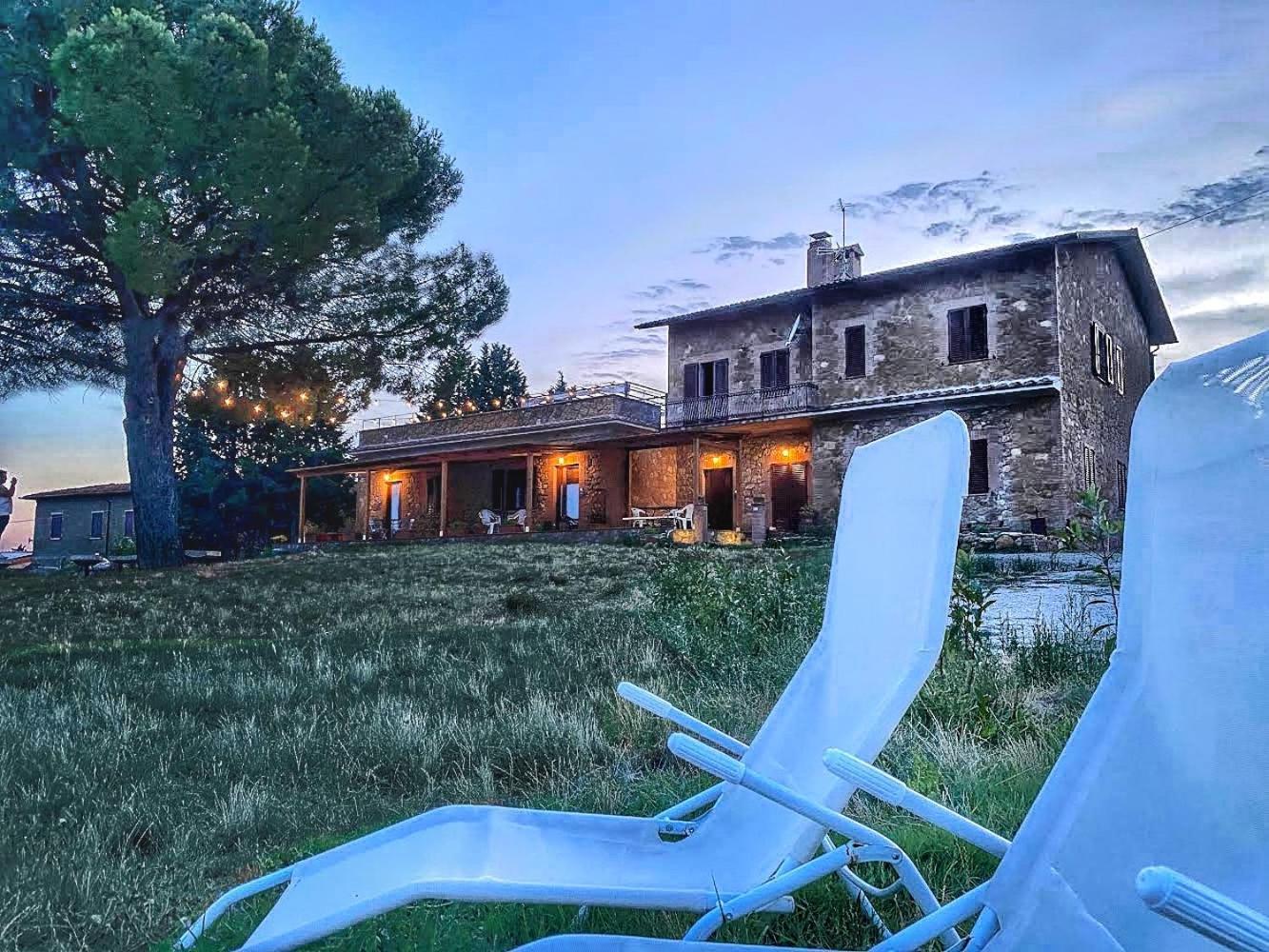 Agriturismo Il Casato Mag-Il Vaglio ปีเอนซา ภายนอก รูปภาพ